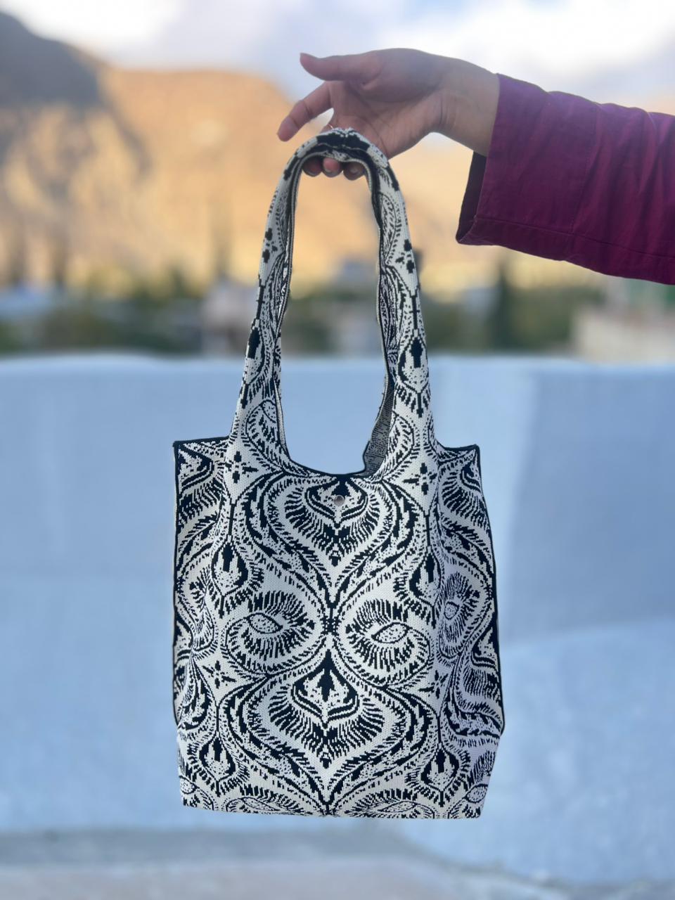 The Everyday Grace Tote - Image 3